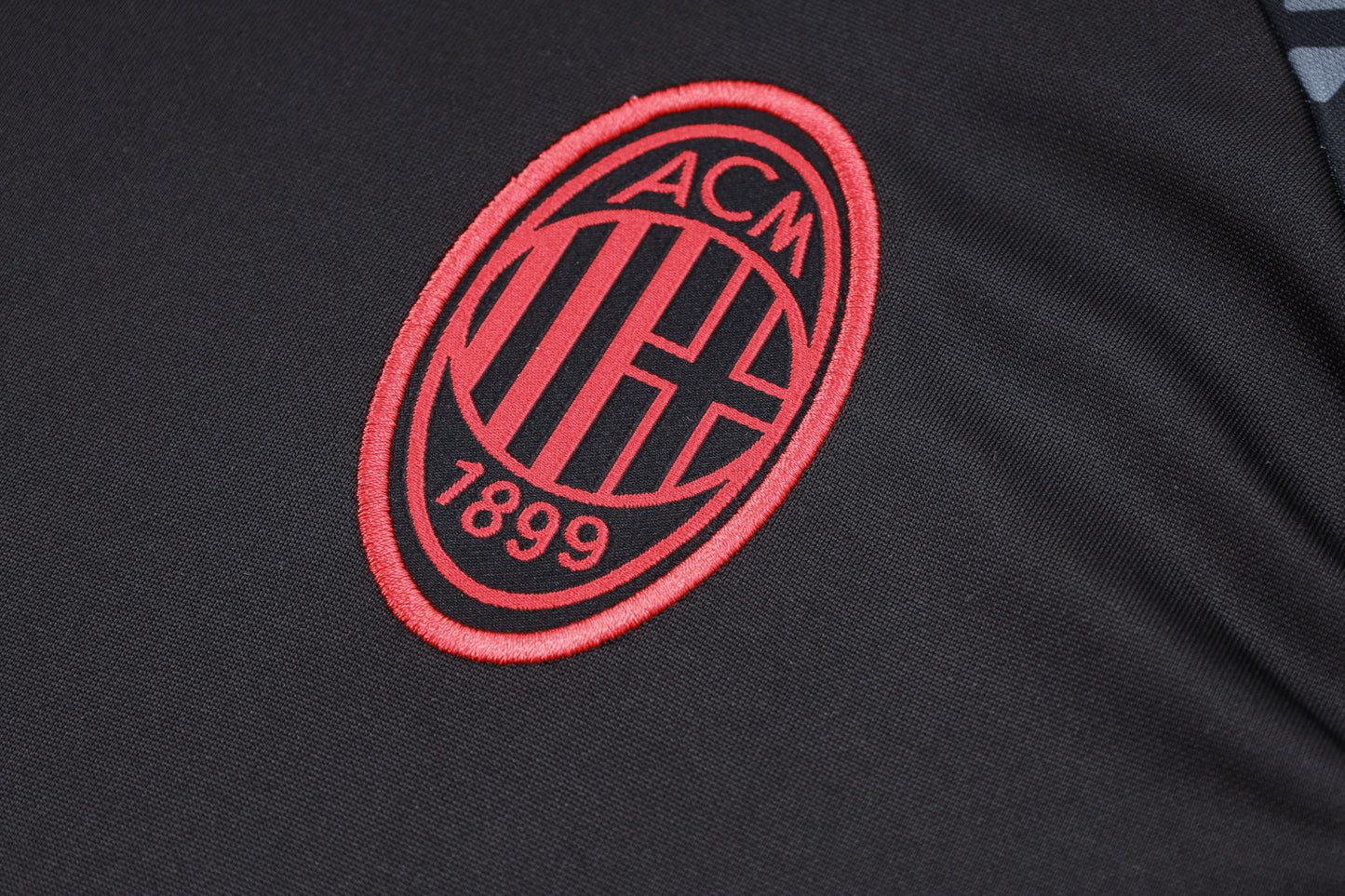 Tuta Milan Nero 2026