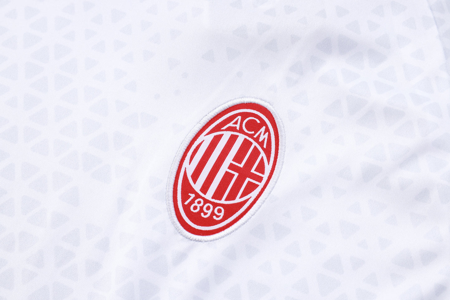 Milan Withe 2026