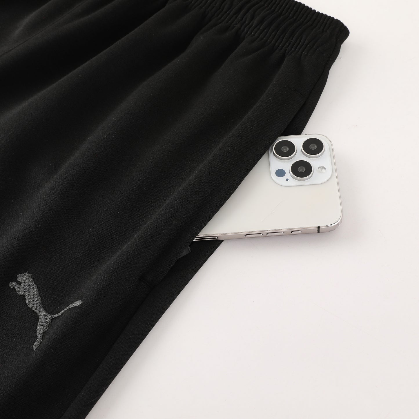 Tuta Sport nero e grigio con cappuccio