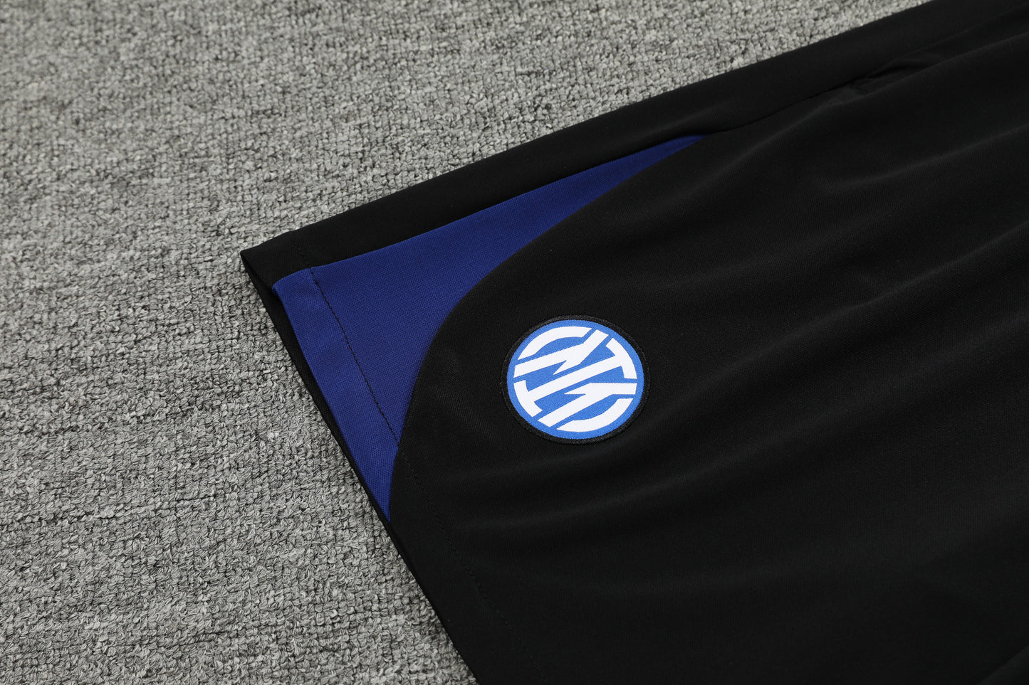 Inter grigio 2025