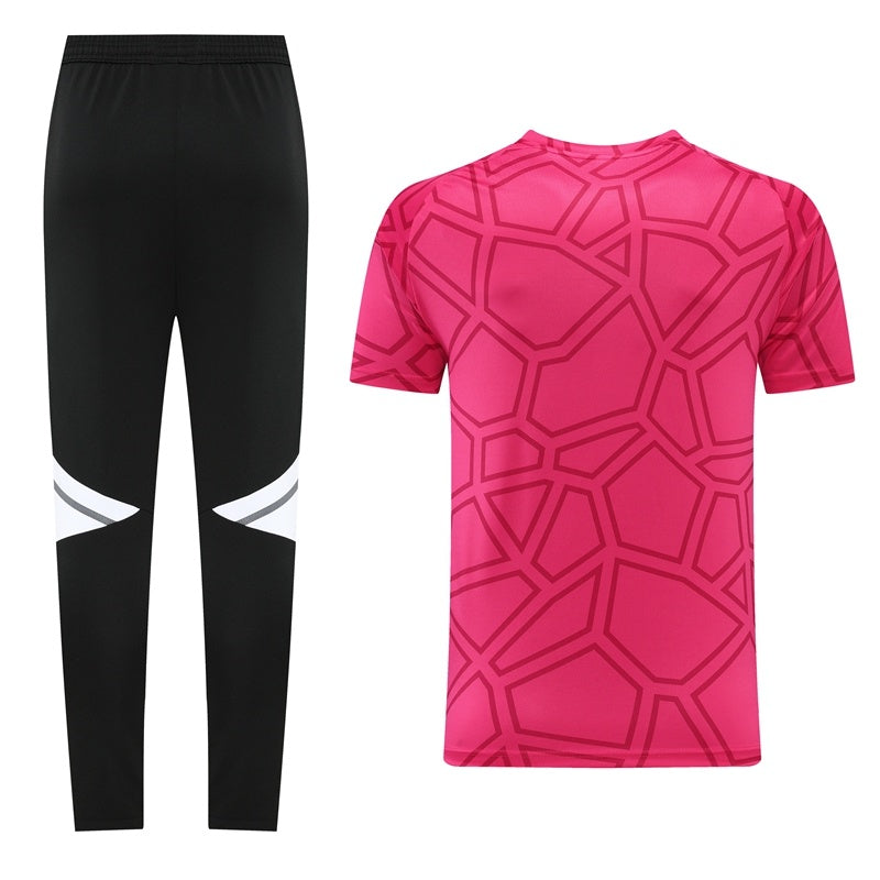 Completo con pantaloni lunghi fantasy fragola