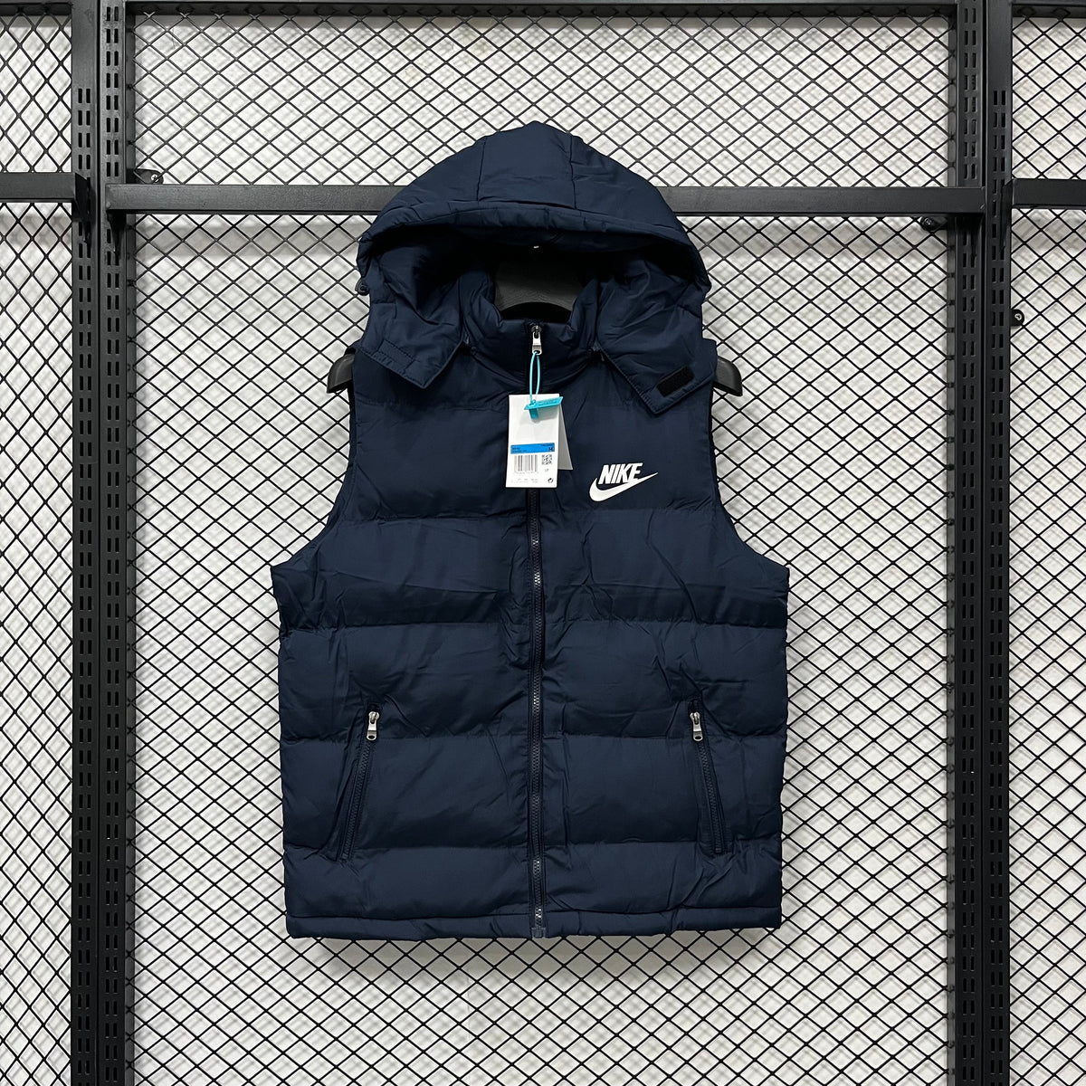 Gilet 26-27 con cappuccio