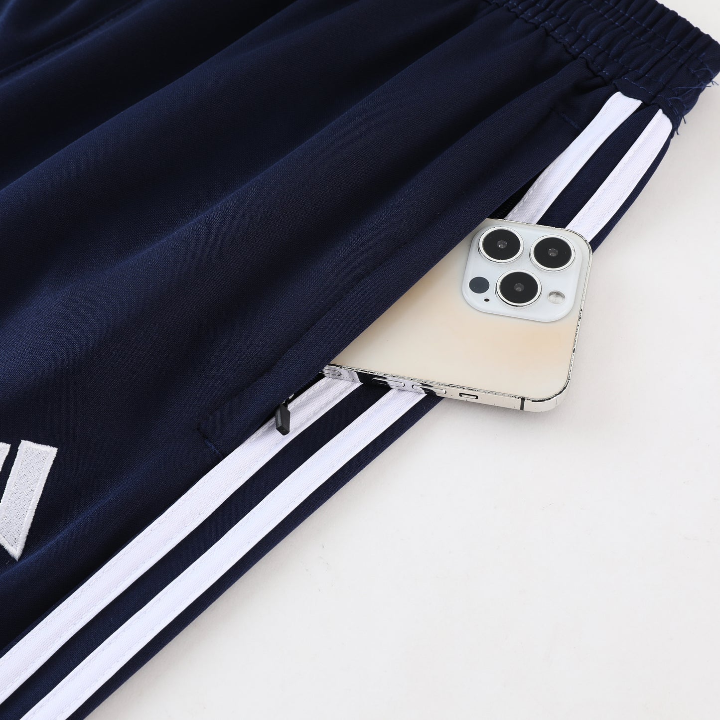 Completo con pantaloni lunghi geometric azzurro