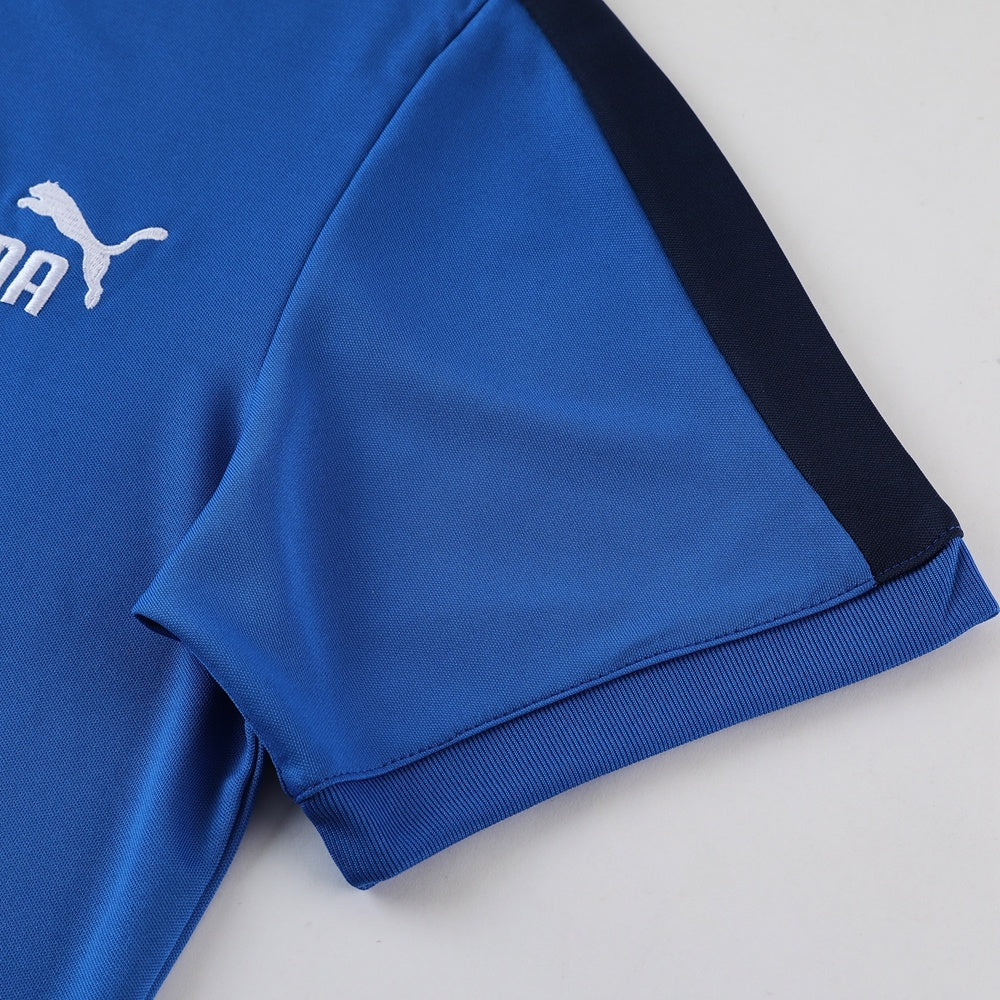 Completo con pantaloni lunghi azzurro fascia blu