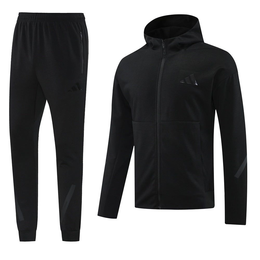 Tuta Sport Adi nero con cappuccio