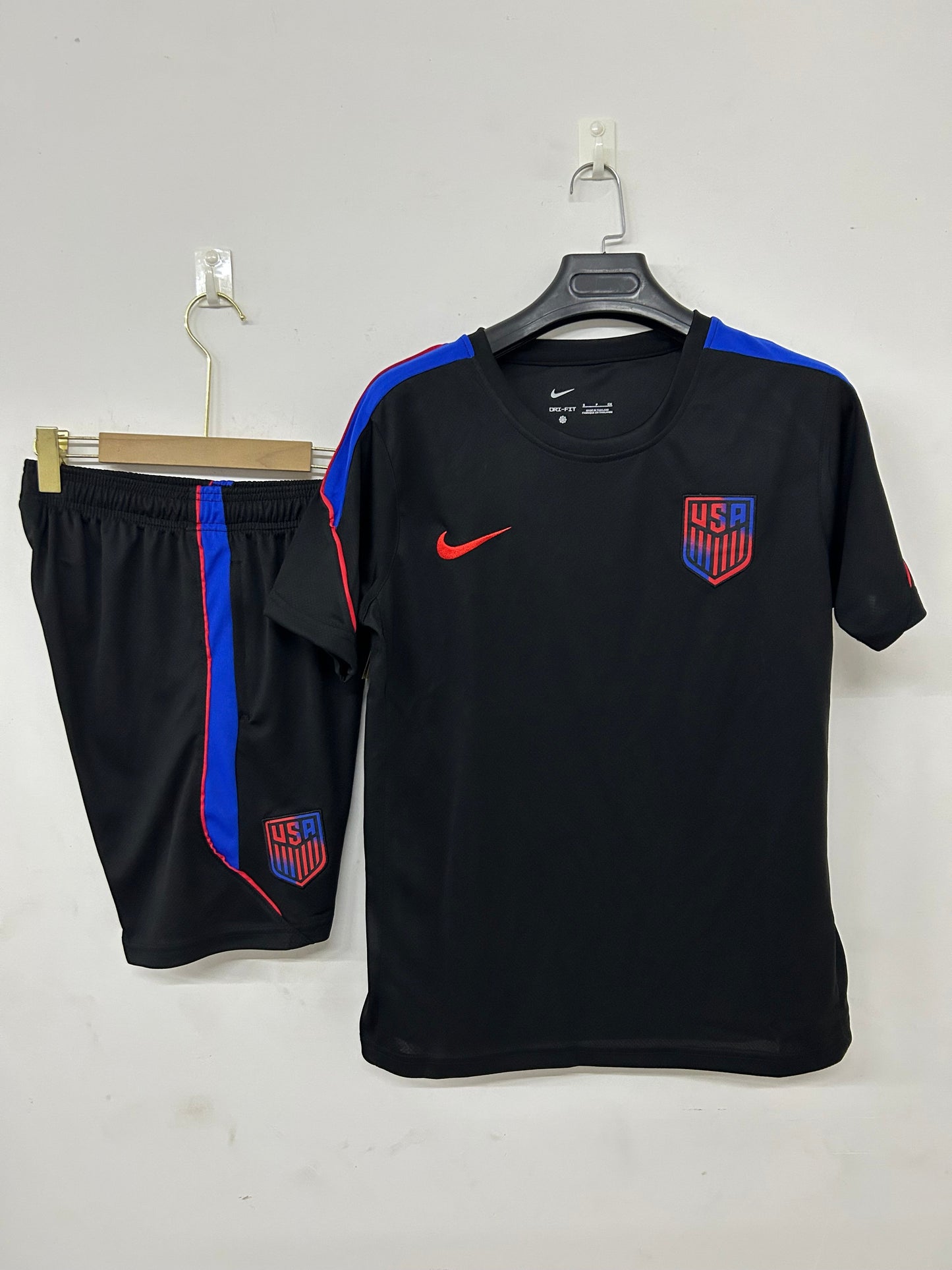 Usa completo 26-27