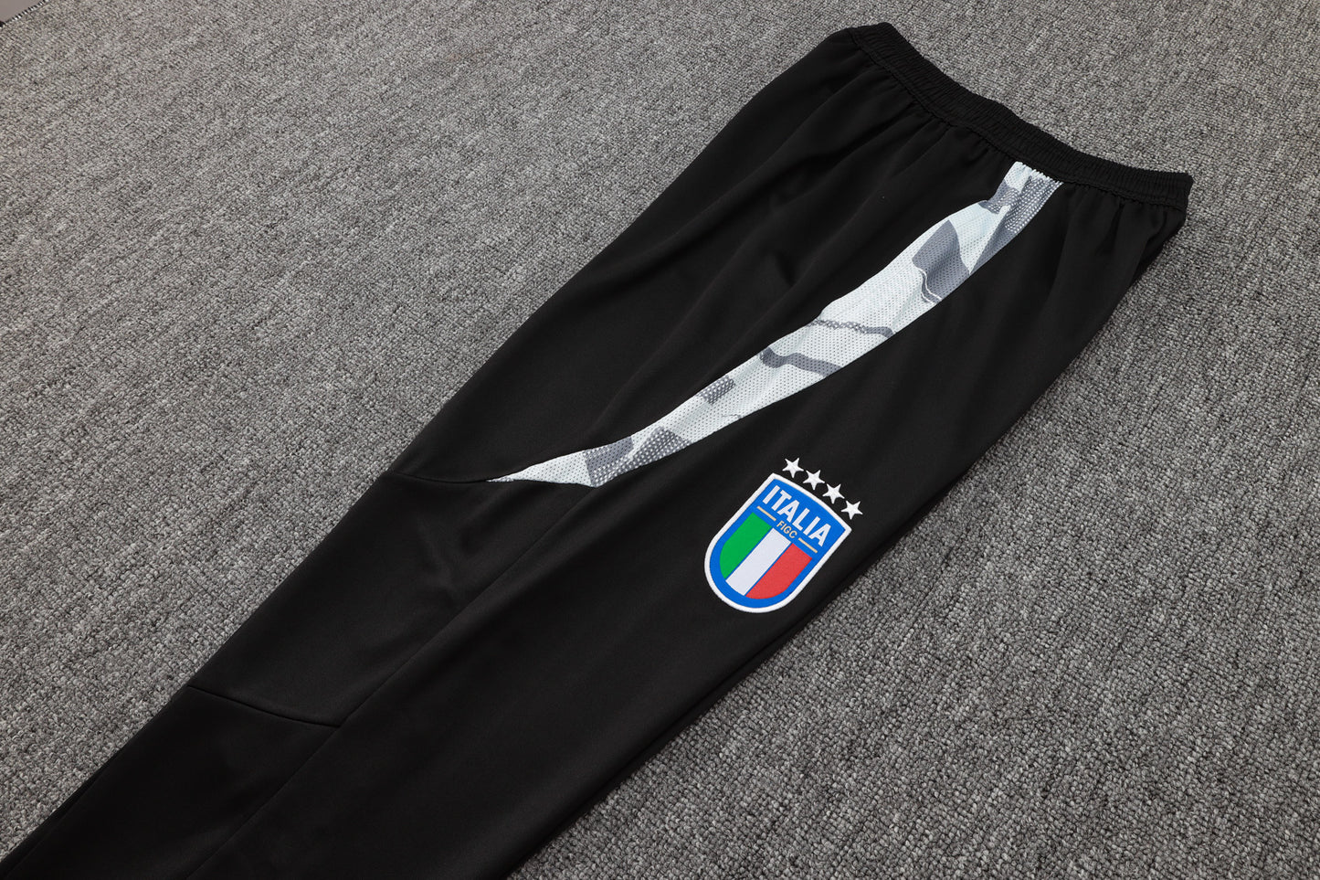 Tuta Italia Black