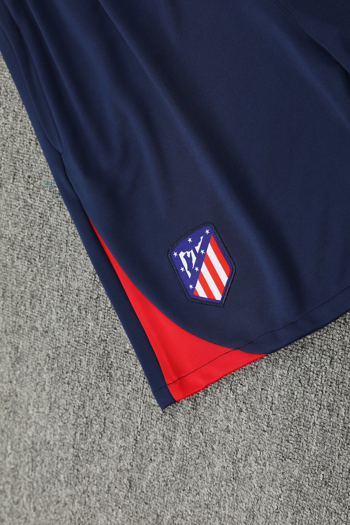 Atletico Madrid rosso 2025