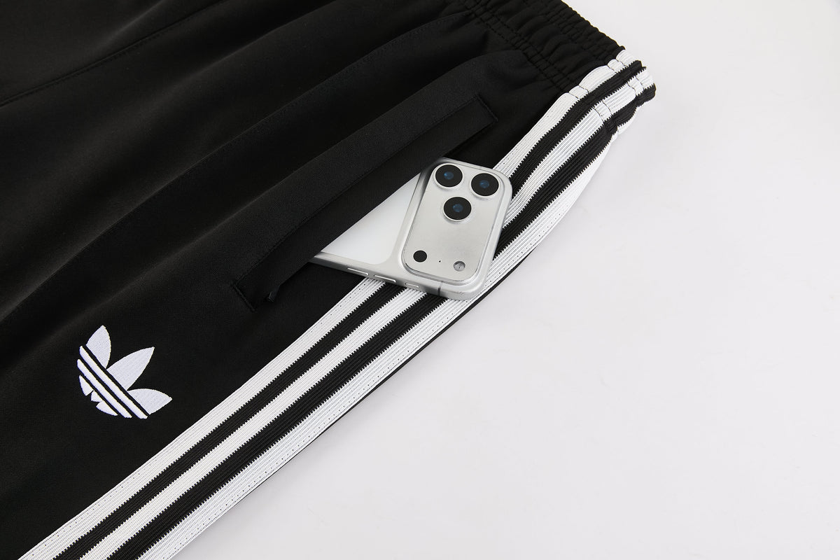 Tuta Argentina zip 26-27 nero righe bianche
