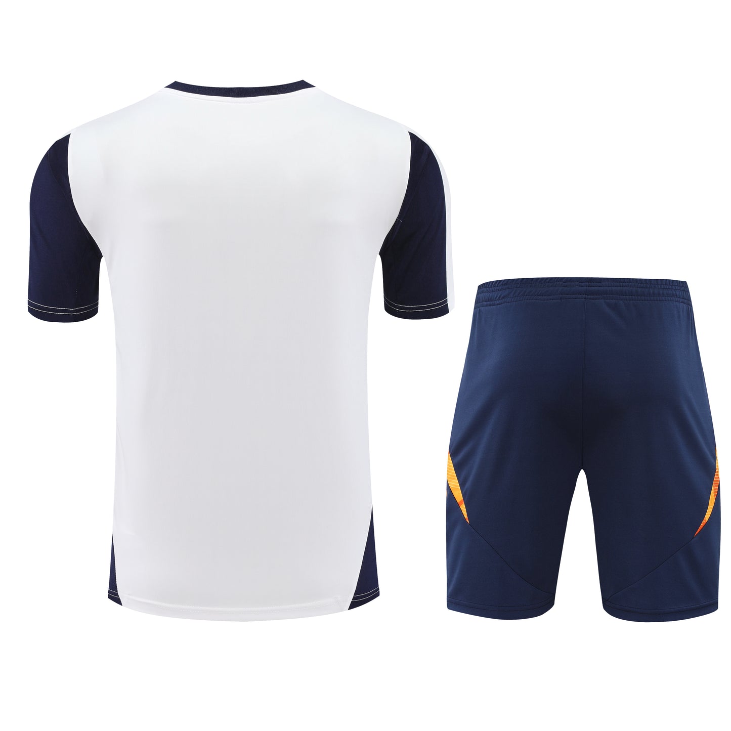 Real Madrid bianco e arancione 2025