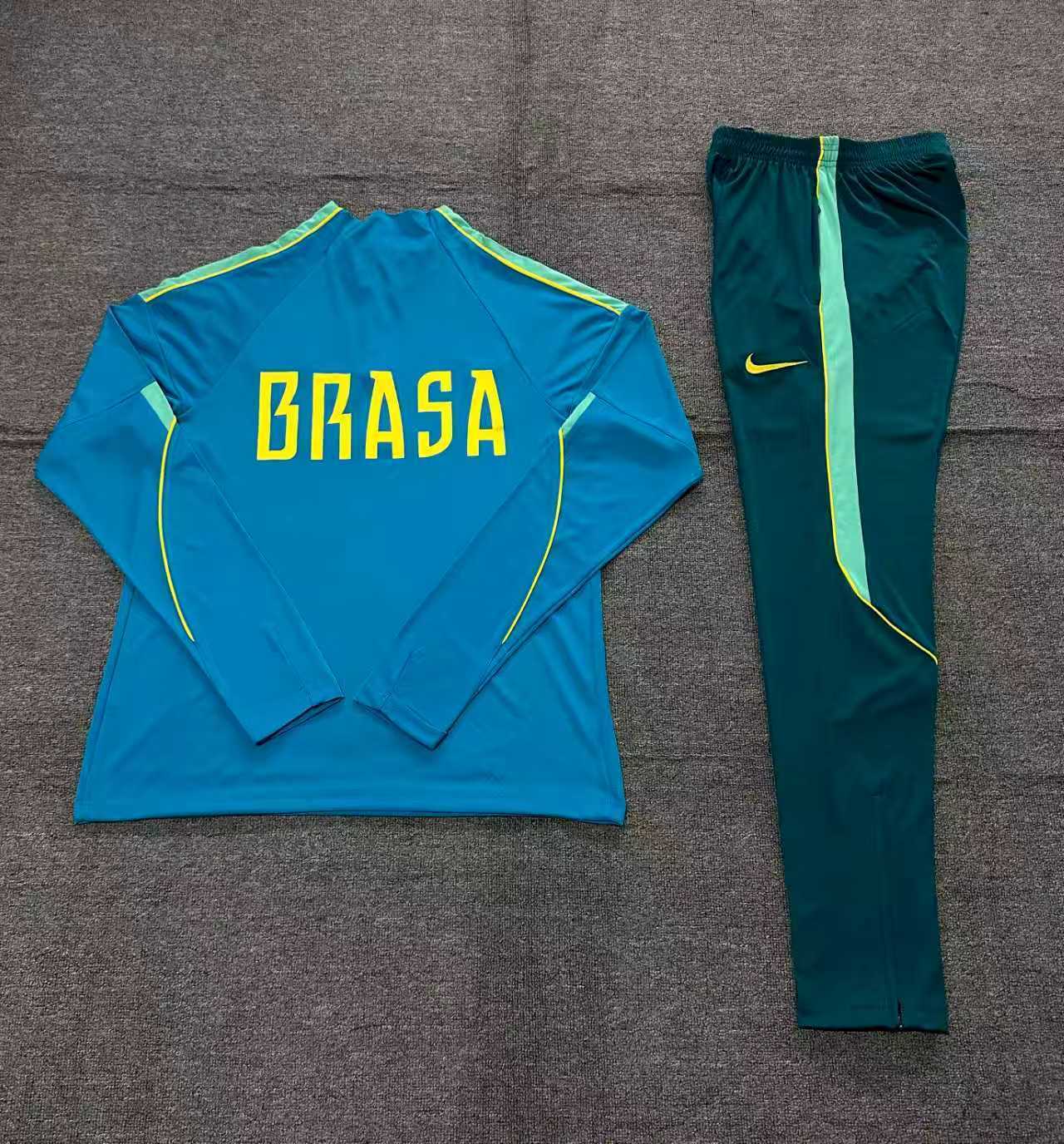 Tuta Brasile Azzurro 26/27