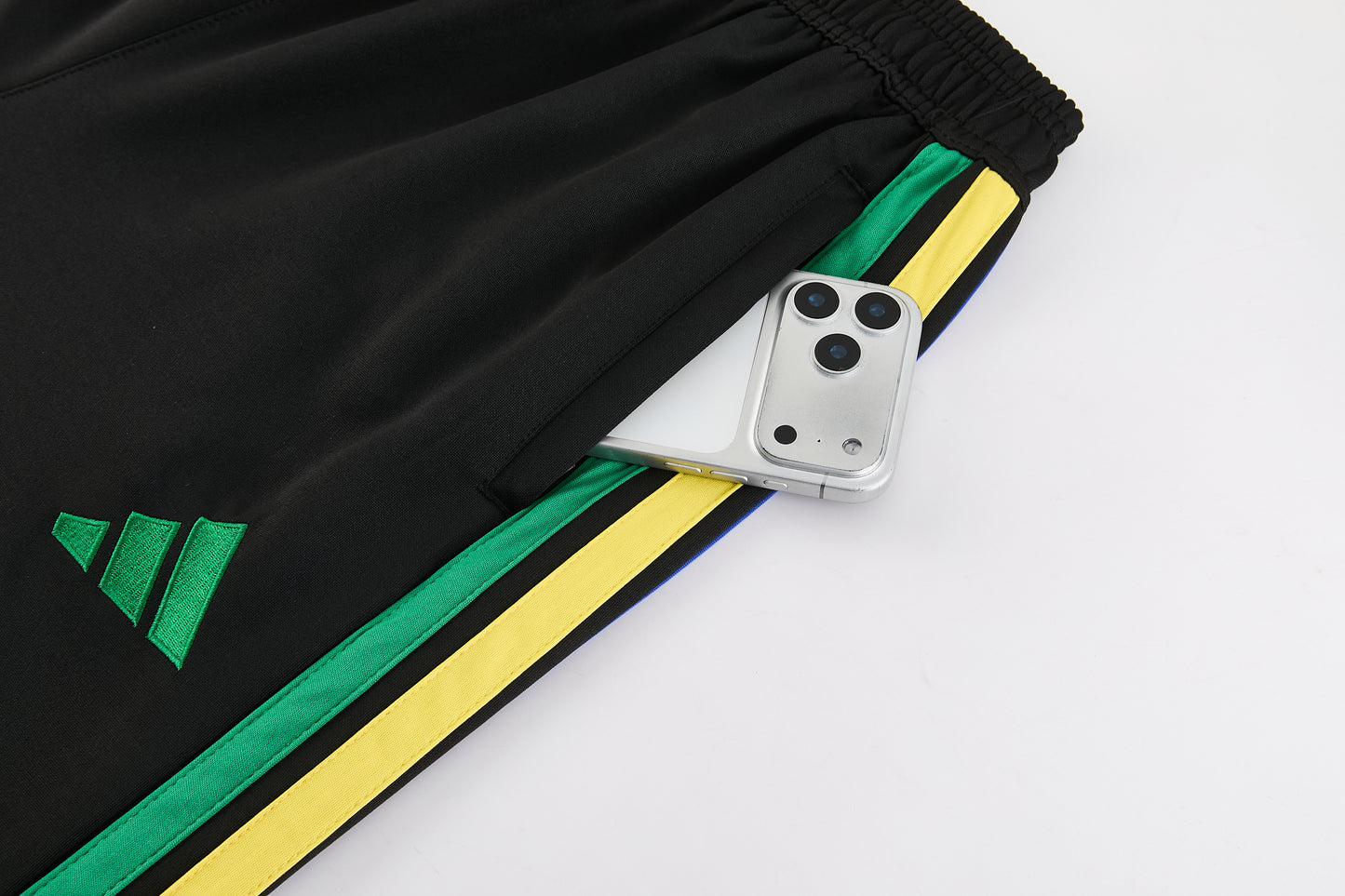 Tuta Sport Nero\verde 2027