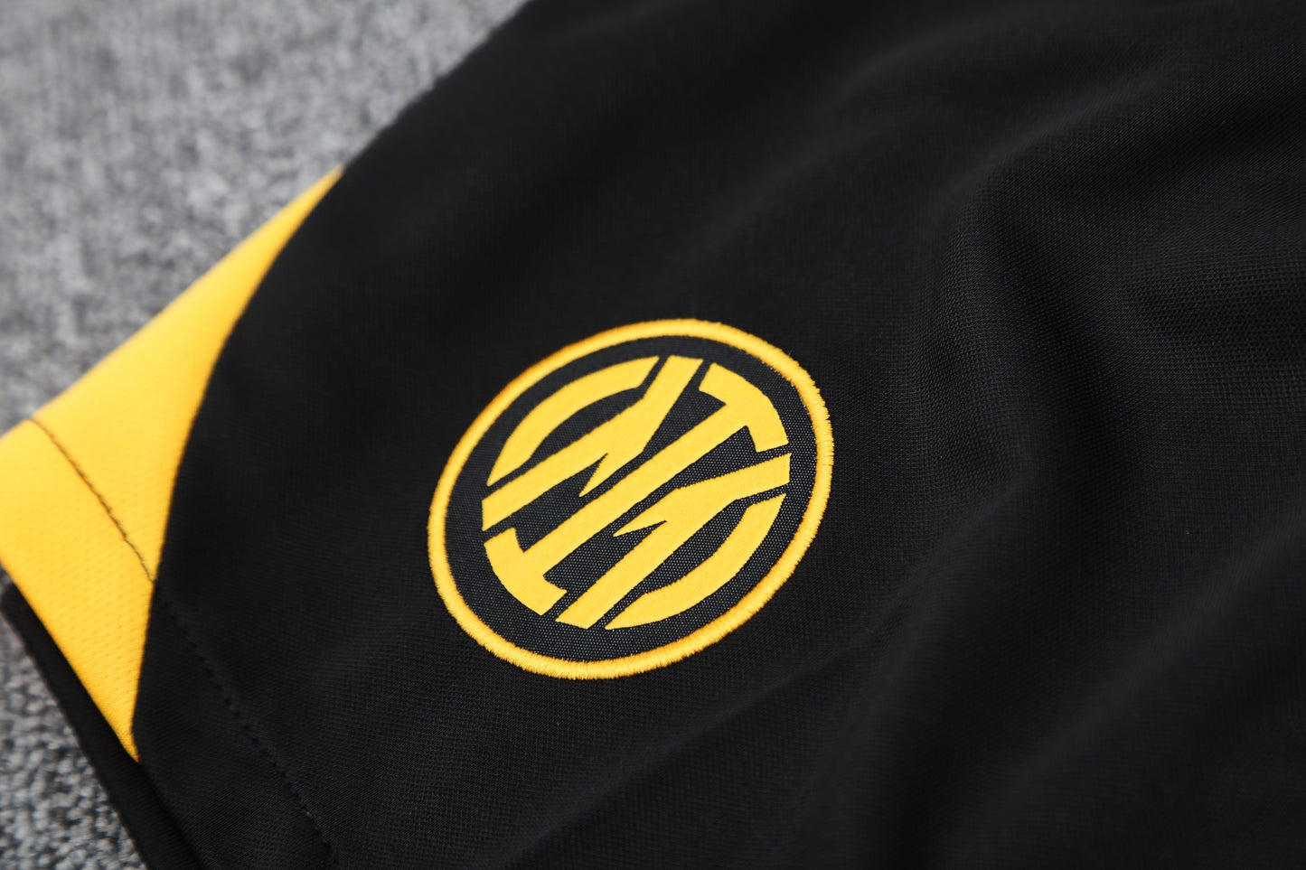 Inter Blu giallo 2025