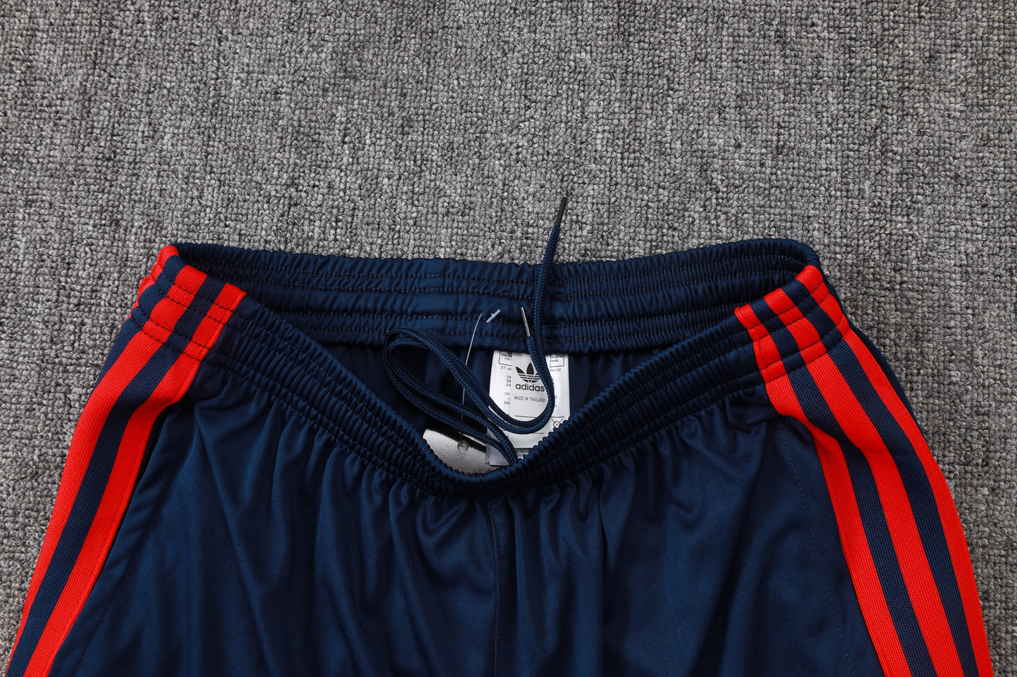 Tuta Arsenal Rosso e Blu 2026/27