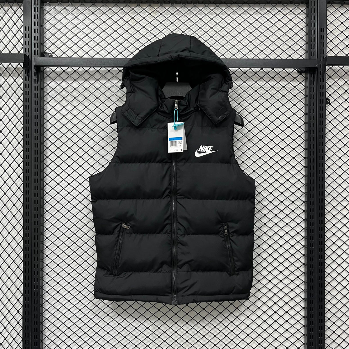 Gilet 26-27 con cappuccio